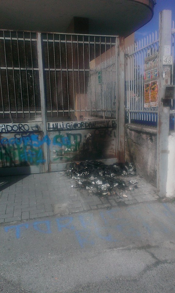 liceo incendiato