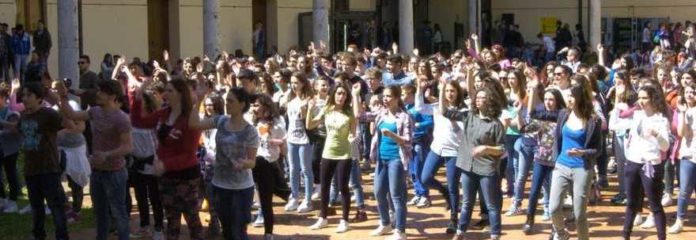 flash mob studenti