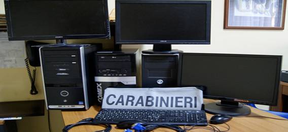 carabinieri-computer