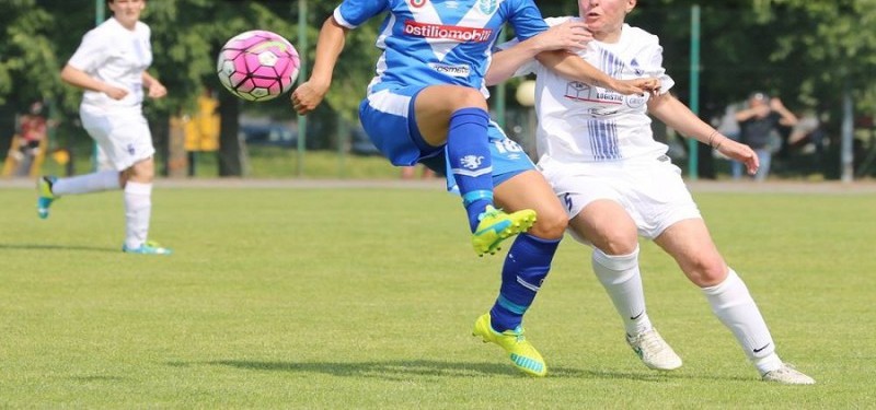 partita-calcio-donne-contro-uomini