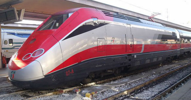 Frecciarossa-Trenitalia-alta-velocità