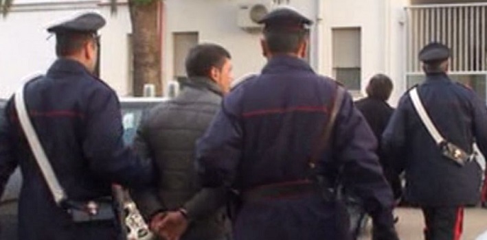 arresti dei carabinieri - camorra - pizzo - estorsione
